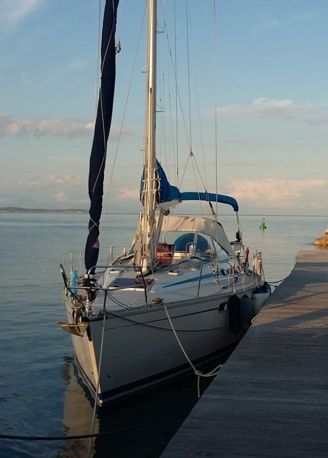 Garda Wind - Scuola di vela - Corsi di vela - Lago di Garda - Flotta - Bavaria 390